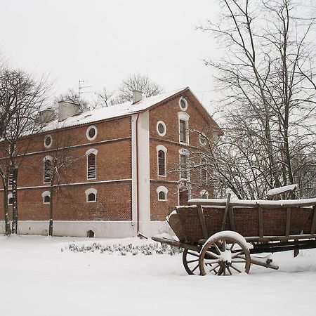 Ostoya Inn & Granary Ясьонка Екстер'єр фото