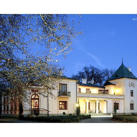 Ostoya Inn & Granary Ясьонка Ресторан фото