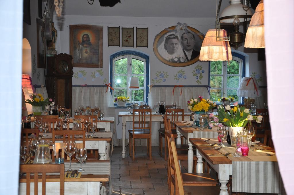 Ostoya Inn & Granary Ясьонка Екстер'єр фото