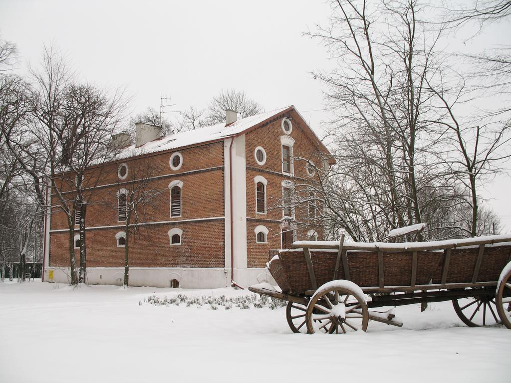 Ostoya Inn & Granary Ясьонка Екстер'єр фото