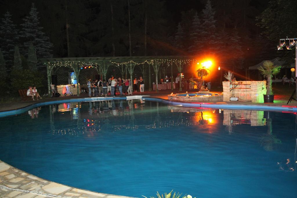 Ostoya Inn & Granary Ясьонка Екстер'єр фото