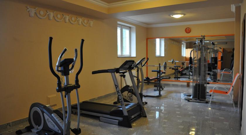 Ostoya Inn & Granary Ясьонка Екстер'єр фото